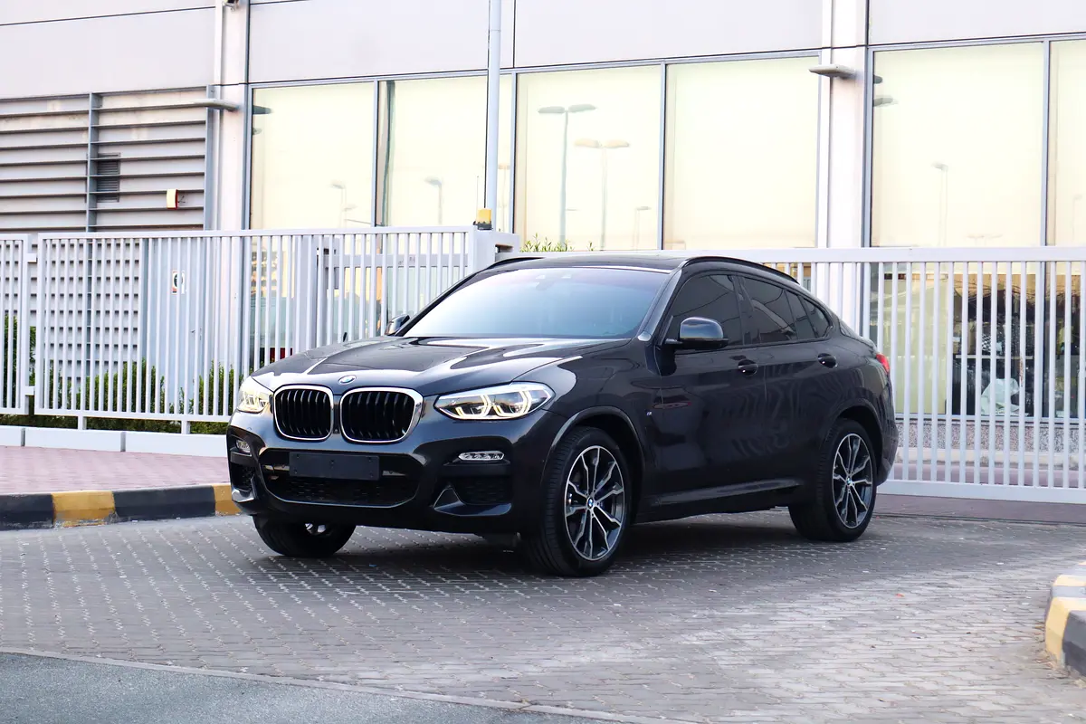 BMW X4 2019 — photo 1 of 15