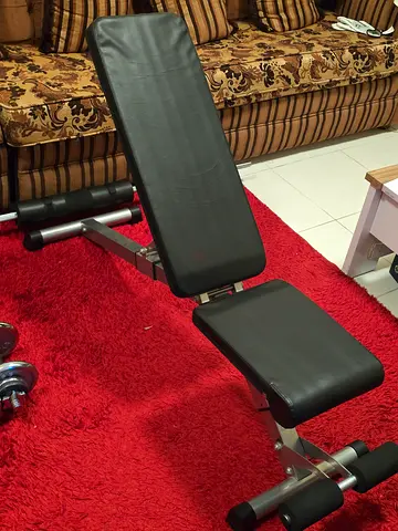 Foldable and Adjustable weight bench with rollers