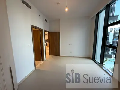 Elegant 2BR + Study | Spacious Lay-out | Pool View