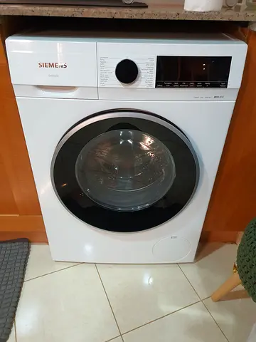 Siemens iQ300 Washing Machine For Sale 9KG - Excellent Condition