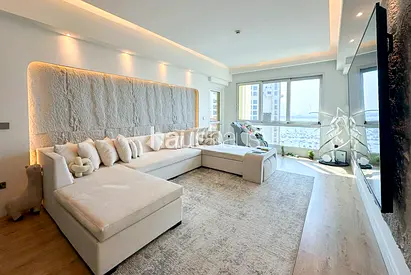 Upgraded | Unfurnished | Marina View