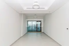 EXCLUSIVE | LARGE UNIT | AGENTS PLEASE EXCUSE