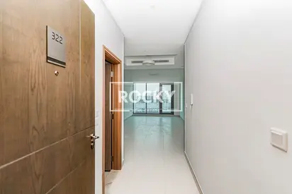 EXCLUSIVE | LARGE UNIT | AGENTS PLEASE EXCUSE