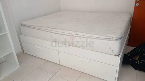 Bed 2 places ikea