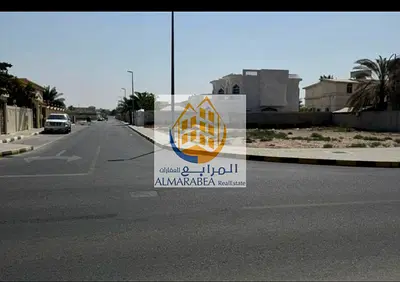 للبيع أرض زاوية في العزرة – موقع مميز | 7,000 قدم