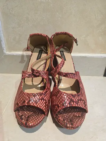 Red Snake design Open-Toe High Heels