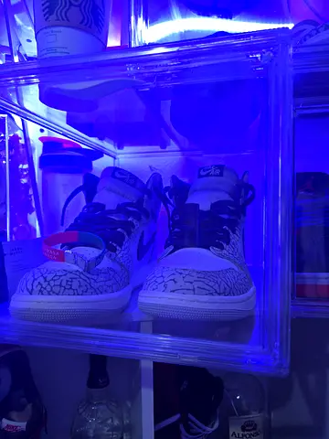 Jordan 1 high tops OG (White Cement)
