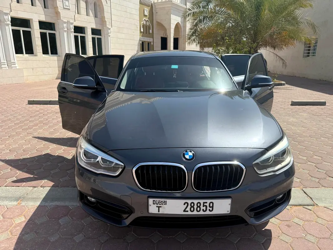 BMW 1-Series 2016 — photo 1 of 18
