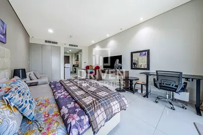 Spacious Apt | Fully Furnished | VOT | Mid Floor