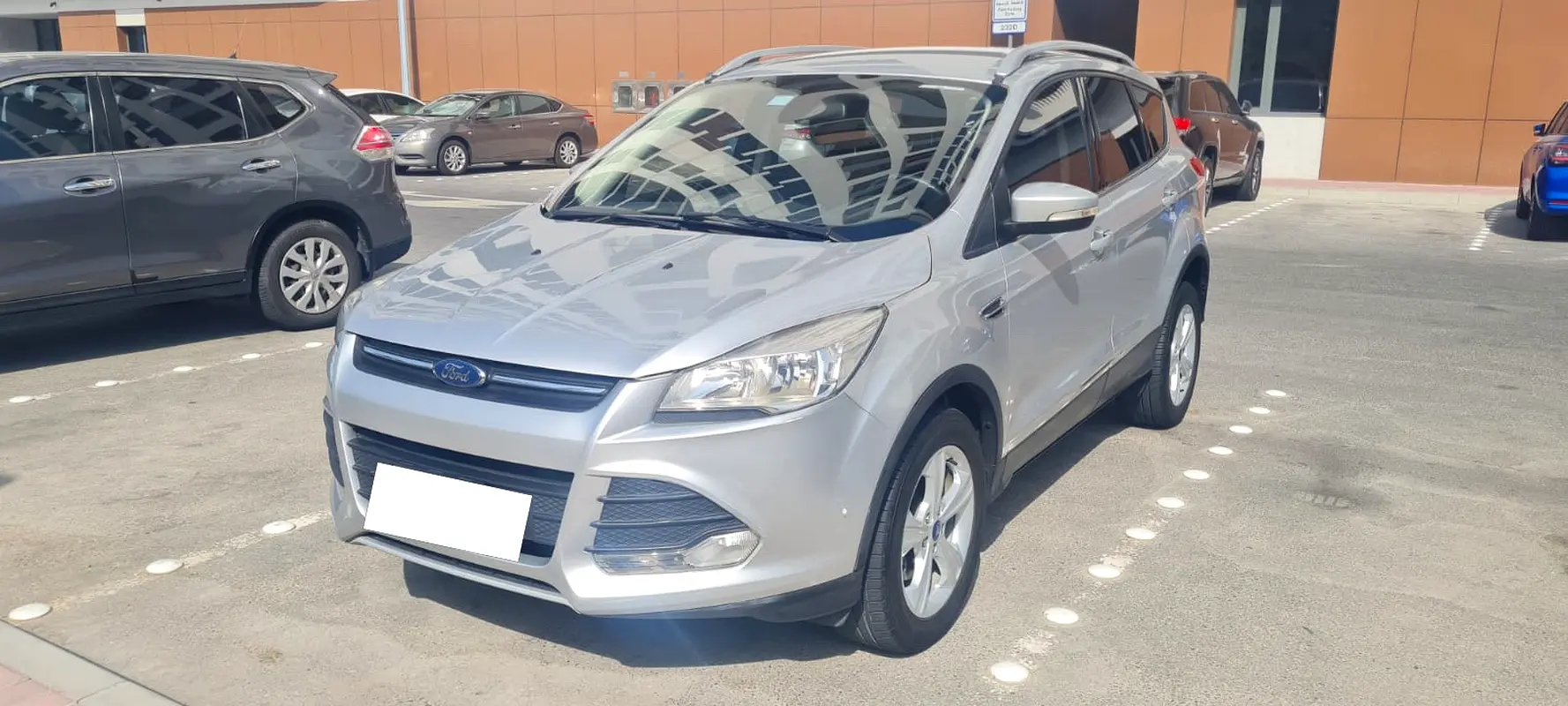 Ford Escape 2016 — photo 1 of 17