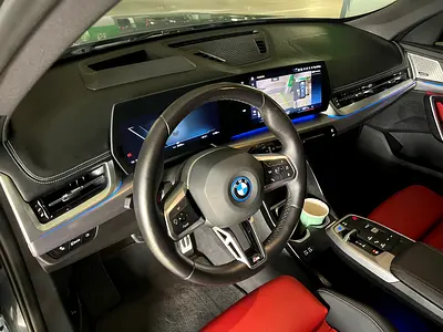 2024 BMW IX1 缩略图 19