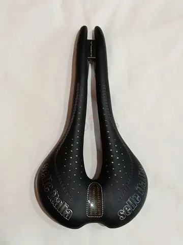 Selle Italia Flite Bike Saddle in excellent condition