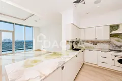 Beautifully Upgraded | Vacant | Sea Views — 2