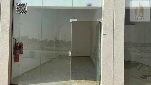 Excellent investment opportunity: Commercial shop for sale in Al-Haliou area