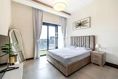 FULLY FURNISHED | LUXURIOUS UNIT | READY TO MOVE