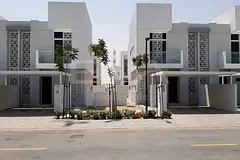 SINGLE ROW | CORNER UNIT | SPACIOUS 3 BR