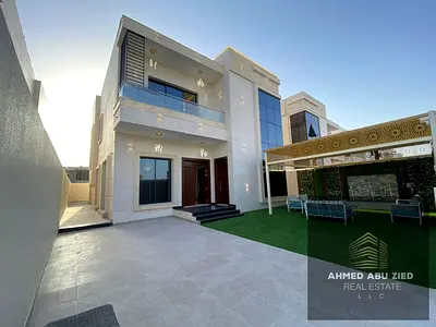 Spacious 5‑bed villa in Helio 2 with 7 bathrooms, large hall and majlis, maid’s room, 4200 sq ft plot, 3800 built‑up. Annual rent 125,000 AED.