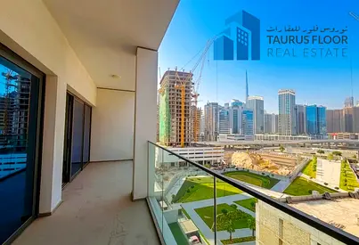 1BR|| Park & Burj View|| Prime Location