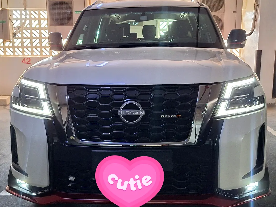 Nissan Patrol 2016 — photo 1 of 14