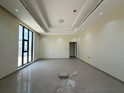 فيلا جديدة أول ساكن للإيجار السنوي في منطقة الحوشي، بتصميم عصري وتشطيبات حديثة، توفر مساحات واسعة وراحة مثالية للعائلات في موقع سكني مميز وهادئ.