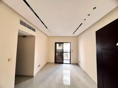 First occupant | 2 bathrooms | Balcony | Panoramic window | Central air conditioning | Modern finis