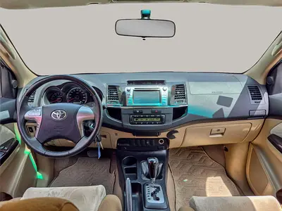 2015 Toyota FORTUNER — фото 9