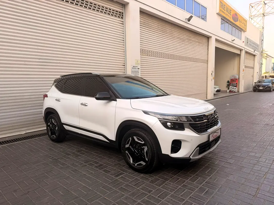 Kia Seltos 2025 — photo 1 of 17