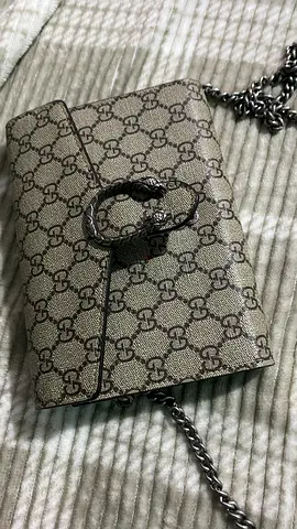 Gucci  Dionysus GG Supreme wallet on chain - preowned