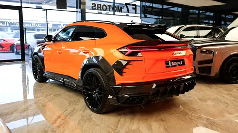 2022 Lamborghini URUS — миниатюра 18