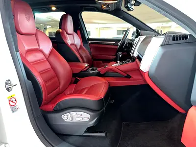 2014 Porsche CAYENNE — миниатюра 14