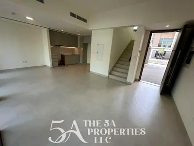 3BR Townhouse | Orania | Courtyard & Park Views | Private Yard