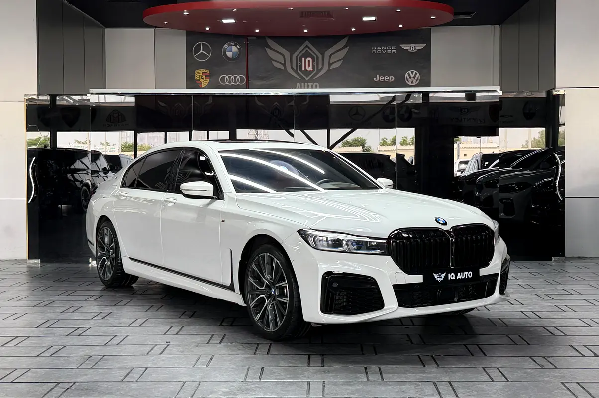 BMW 7-Series 2022 — photo 1 of 20
