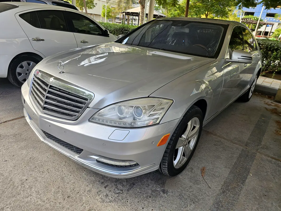 Mercedes-Benz S-Class 2010 — photo 1 of 19