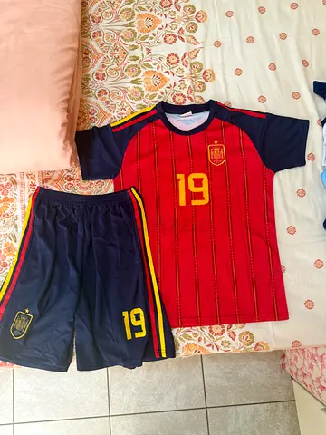 Spain Football Jersey and Shorts Set (Number 19) - Brand New Size S