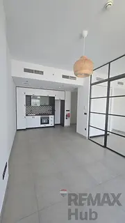Bright | High Floor Apartment