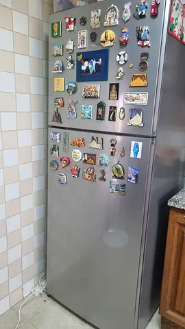 Siemens 452 litres fridge for sale..Excellent condition.