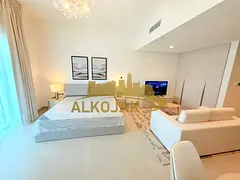 Studio Apartment For Sale In Yas Golf Collection.