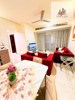 Sharjah, Muwailih: Super-deluxe furnished apartment (second occupancy). It features two bedrooms, a