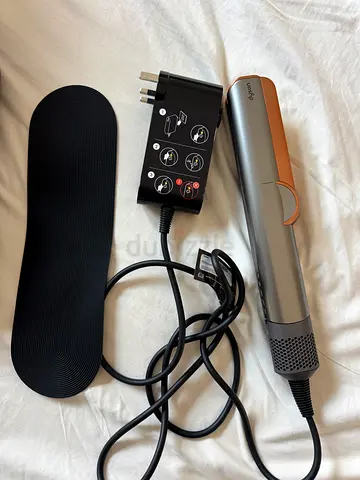 Dyson Airstrait Straightener - Like New