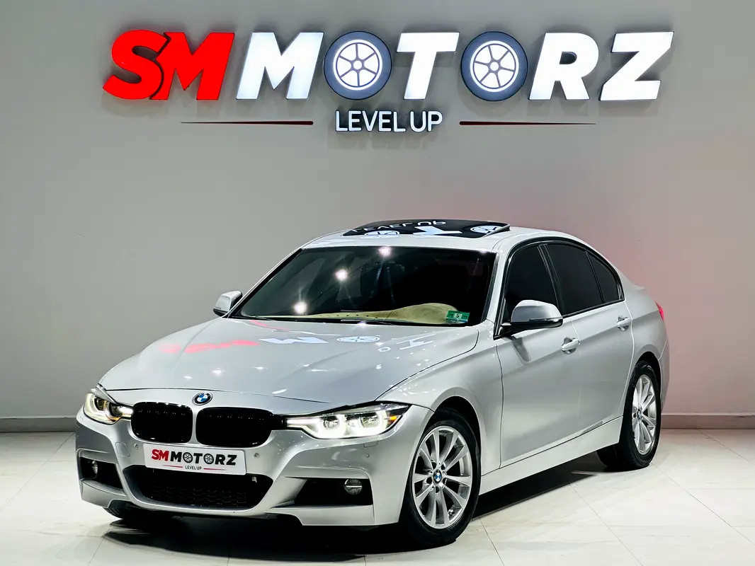 BMW 3-Series 2018 — photo 1 of 17
