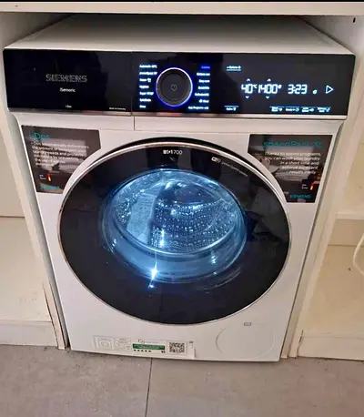Siemens IQ700 Latest model Washing machine 9kg capacity Fully touch panel