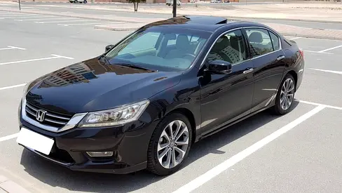 2014 HONDA ACCORD SUNROOF FULL OPTION SPORTS AL FUTTAIM HONDA GULF GCC SPEC SUPER CLEAN CONDITION