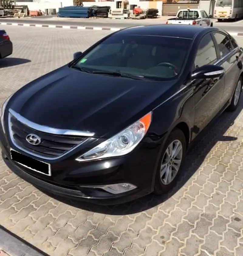 Hyundai Sonata 2014 — photo 1 of 11