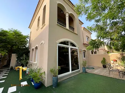 FULLY FURNISHED | LARGE LAYOUT | FAMILY HOME