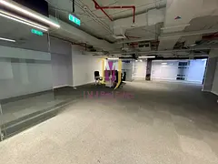 Office/Unfurnished/Huge Layout/4 Parking Slot