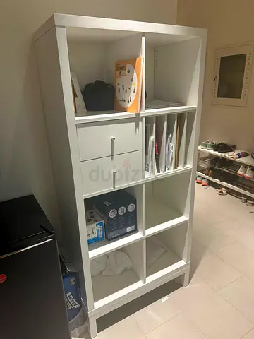Shelfs with drawers