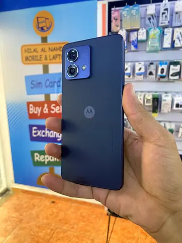 Motorola g84 5g smartphone in good condition - blue, dual camera