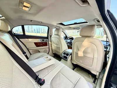 2012 Jaguar XF 照片 13