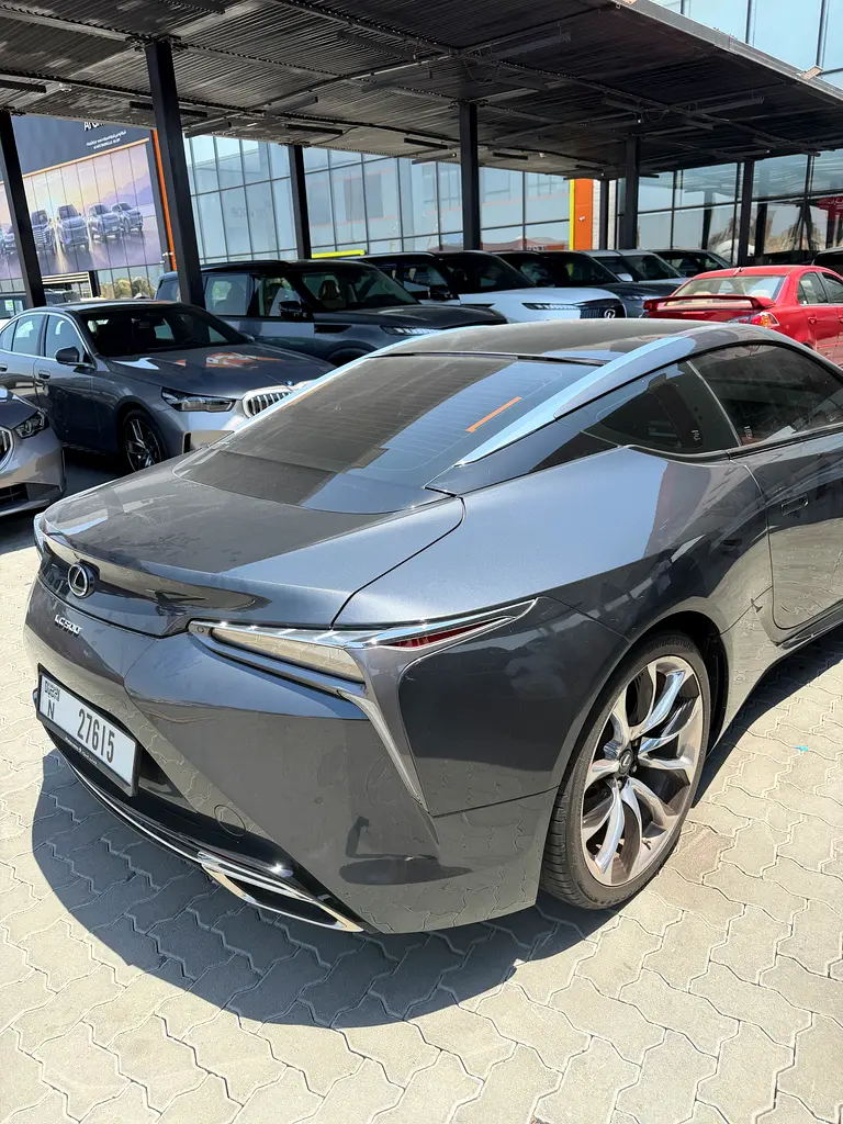 Lexus LC-Series 2022 — photo 1 of 4