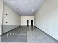 LUXURY SHOP very prime location business center ready to move only jest 75k